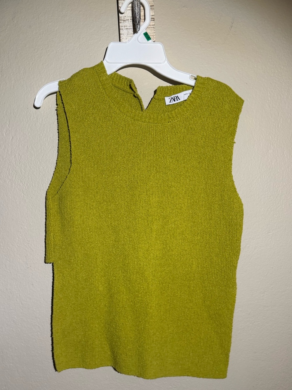 Zara Textured Sleeveless Top in Chartreuse